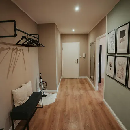 Wittmann Ganze In Apartment *